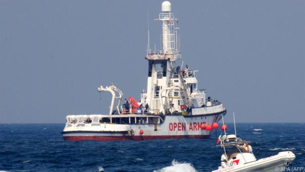 Spanisches NGO-Rettungsschiff "Open Arms"