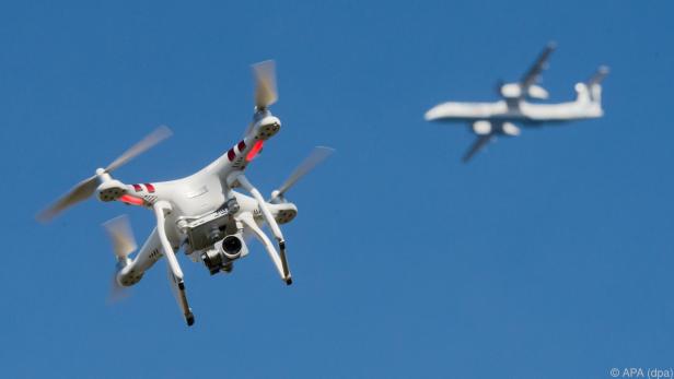 Drohnen für Flugzeuge bei Starts und Landungen erhöhte Gefahr