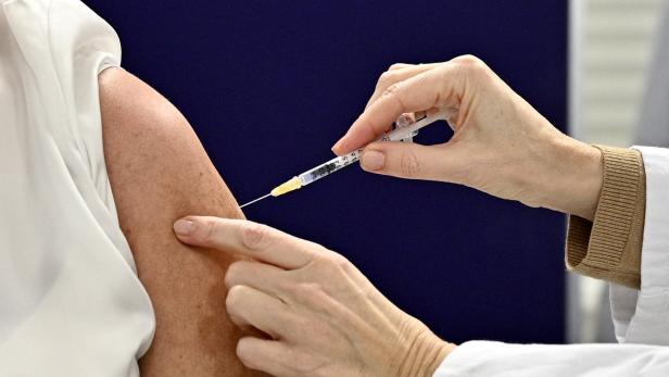 Impfung: Welche Unwahrheiten über Impfstoffe florieren