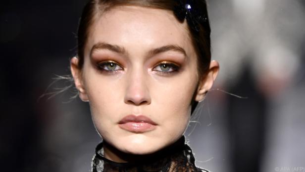 Gigi Hadid bei einer Modeshow