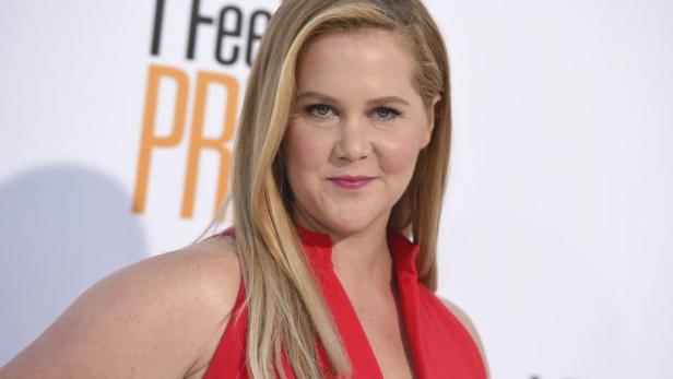 Amy Schumer zeigt stolz ihre Kaiserschnitt-Narbe