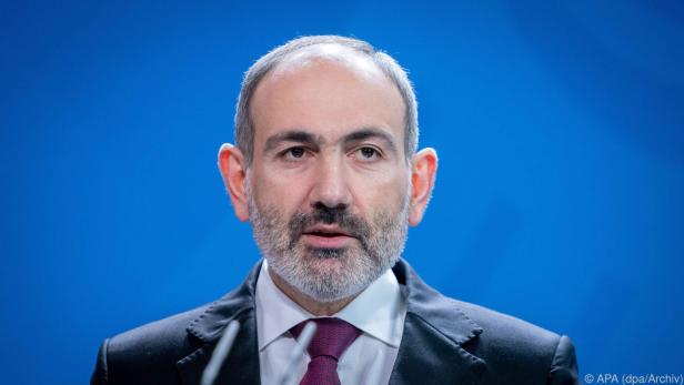 Premier Paschinjan steht im Zentrum des Machtkampfs in Armenien