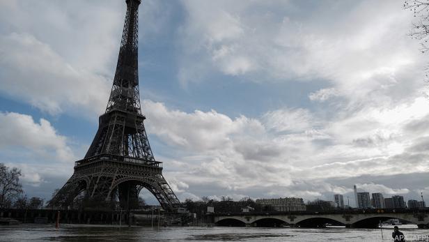 Regierung will Maßnahmen für Paris wider verschärfen