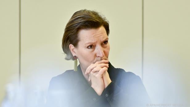 Heinisch-Hosek: "Regierung muss handeln"