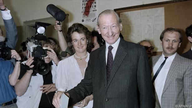Affäre rund um Präsident Kurt Waldheim brach in 1986 aus