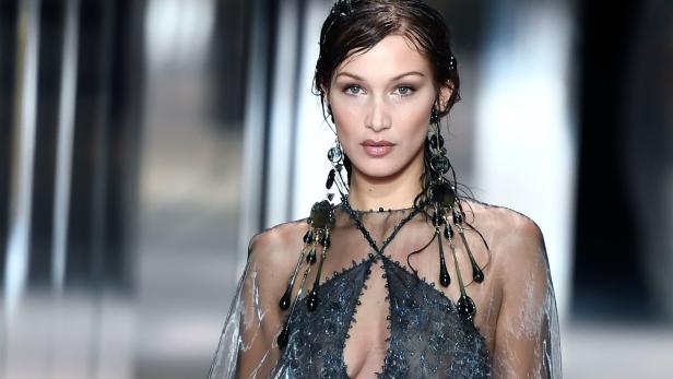 Bella Hadid: Sie hatte mit nur 14 Jahren eine Nasen-OP