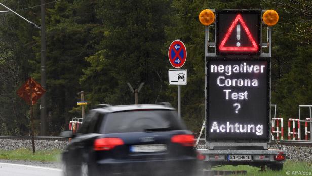 Deutschland lässt bei Einreisen wieder Tests kontrollieren