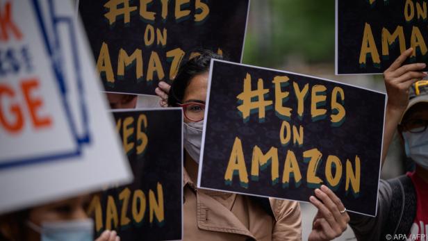 Gegen Amazons Arbeitsbedingungen kommt es immer wieder zu Protesten