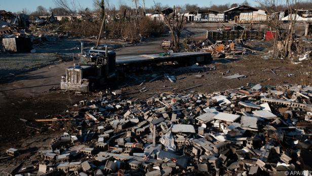 Bisher 94 Todesopfer nach Tornados in den USA