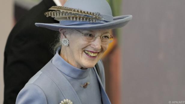 Königin Margrethe II. beim Eintreffen im Parlament