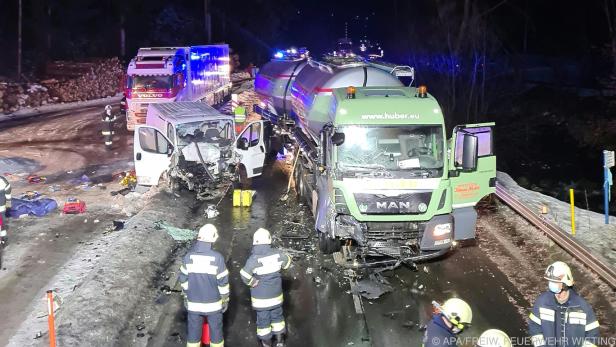 Ein Toter Nach Lkw-Zusammenstoß In Kärnten