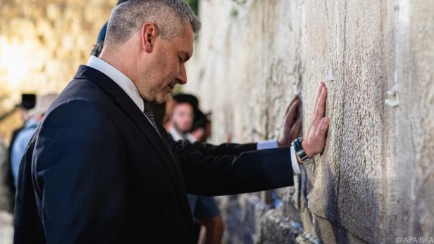 Bundeskanzler Nehammer an der Klagemauer in Jerusalem