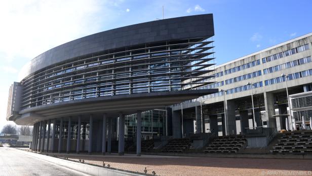 Der NÖ Landtag soll die Maßnahmen in einer Sondersitzung beschließen