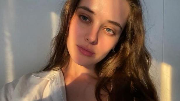 Katherine Langford zeigt neue Frisur: So sieht sie nicht mehr aus!