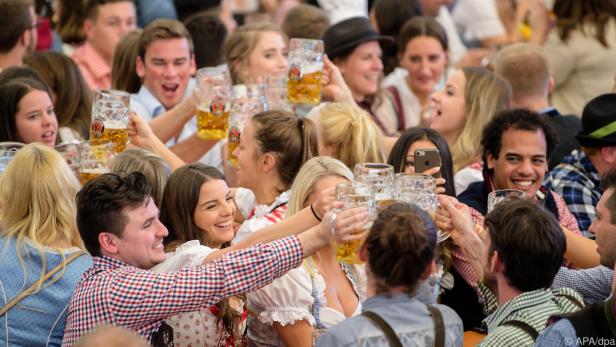 "Leute wollen im Bierzelt ein bisschen über die Stränge schlagen"