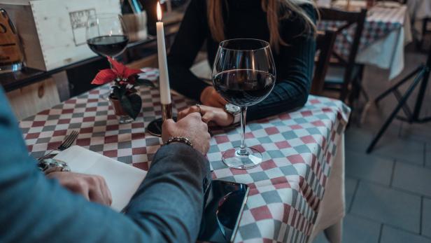 Romantischer "Dry Spell": Lange Zeit nicht daten, na und?