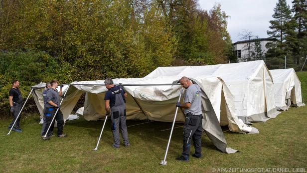 16 Asylwerber verlassen am Donnerstag die Zelte in Tirol wieder