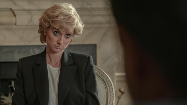 Elizabeth Debicki als Diana in "The Crown" Staffel 5