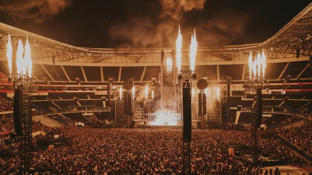 Rammstein-Keyboarder Flake veröffentlichte ein Video zur Umweltkrise.