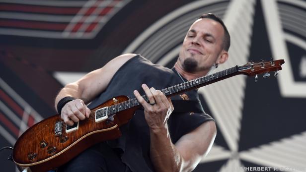 Gitarrist Tremonti (hier beim Nova Rock 2017) geht unter die Autoren