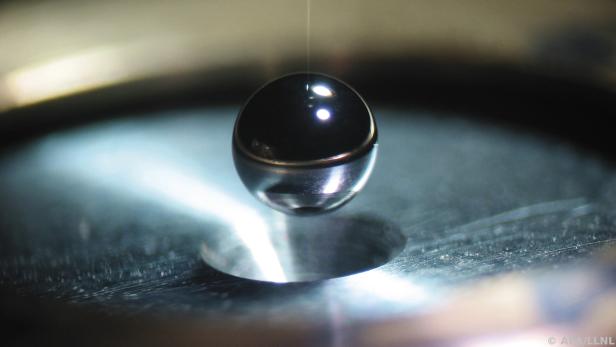 In dieser 2mm großen Beryllium-Kugel soll die Kernfusion zünden