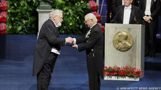 Für die Nobelpreisverleihung kam Zeilinger (l.) im neuen Frack