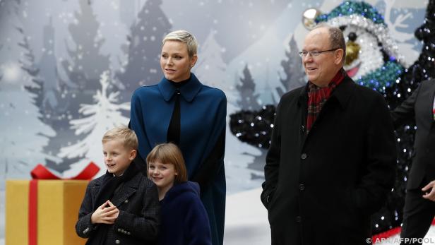 Charlene und Albert von Monaco bei ihrer Weihnachtsbaumzeremonie