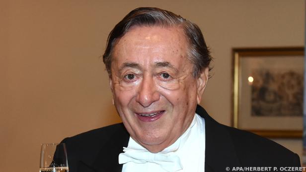 Lugner bringt seit 1992 regelmäßig Stargäste zum Opernball