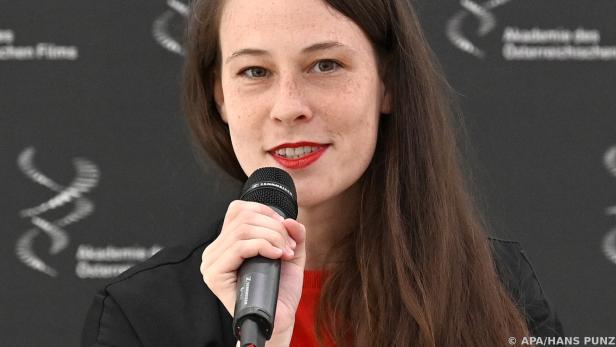 Clara Stern bedankte sich per Videobotschaft