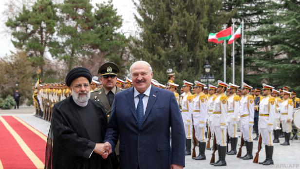 Lukaschenko wurde in Teheran herzlich empfangen