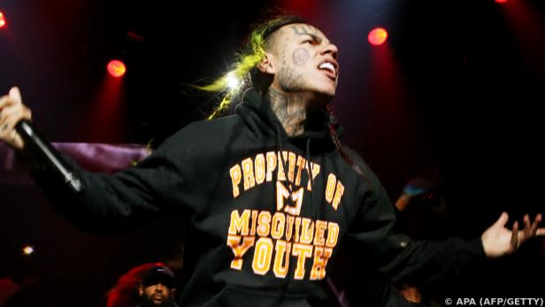 6ix9ine war vorzeitig aus dem Gefängnis entlassen worden