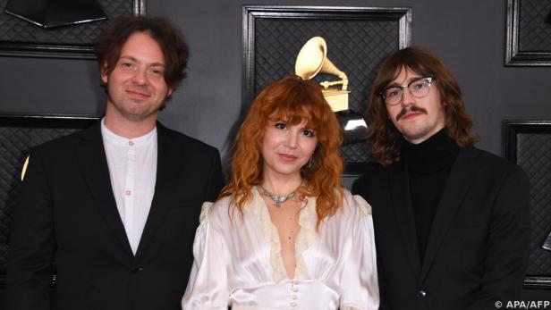 Die türkischsprachige Psychedelic-Rock-Band Altin Gün bei den Grammys