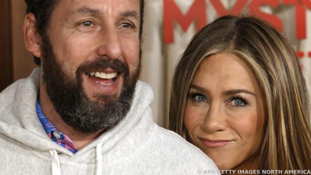 Auch bei Tisch ein gutes Team: Adam Sandler und Jennifer Aniston