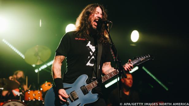 Foo Fighters melden sich nach Tod ihres Drummers zurück