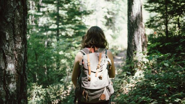 TikTok-Trend: Was ist "Soft Hiking" und für wen ist der Wanderstil geeignet?