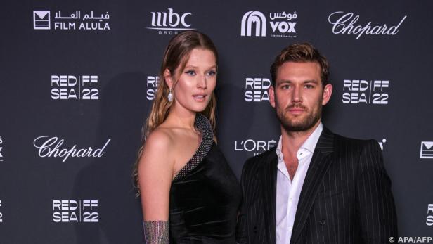 Toni Garrn und Alex Pettyfer haben eine gemeinsame Tochter