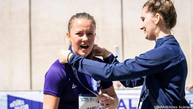 Prinzessin Isabella gewann eine Medaille beim One Mile Family Run