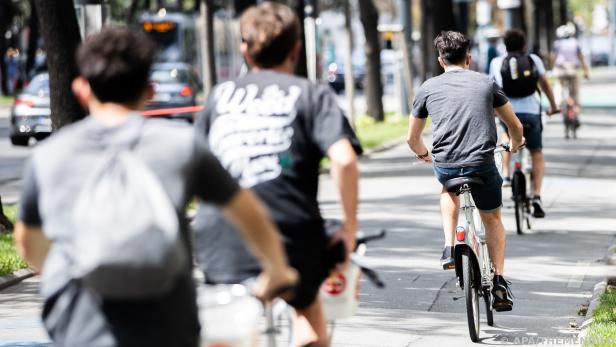 Zu wenig Platz haben Radfahrende in der Bundeshauptstadt