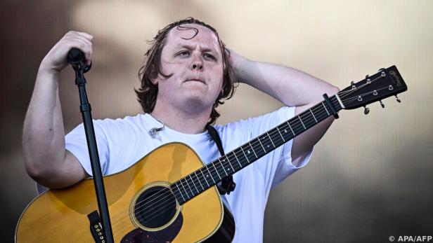 Lewis Capaldi bei seinem letzten Auftritt beim Glastonbury-Festival in England