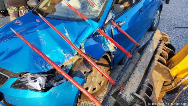 Ladegabel durchbohrte Auto bei Unfall in der Steiermark