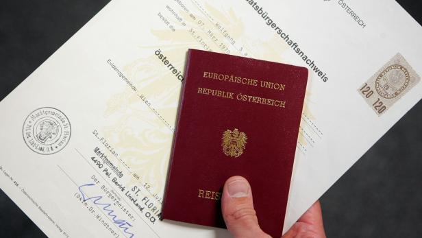 2023 rund 20.000 Staatsbürgerschaften verliehen