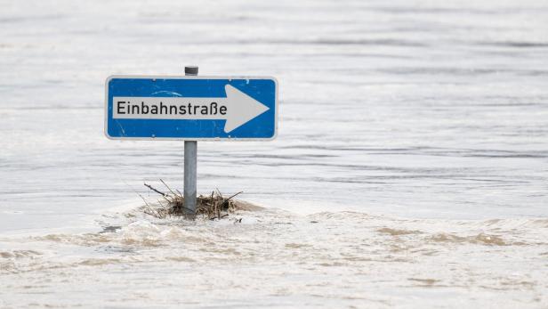 Wartberg: Umweltprotest bei Eröffnung von Hochwasserschutz