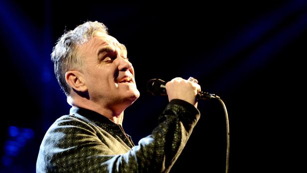 Dieses Jahr begann für Morrissey mit schlechten Nachrichten. Nicht zum ersten Mal musste der britische Sänger aus gesundheitlichen Gründen Konzerte absagen. 