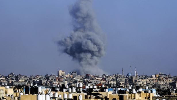 Rauchsäulen über Rafah
