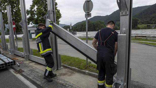 Mobiler Hochwasserschutz entlang der Donau