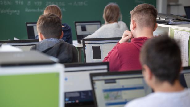 Aus VWA wird eine "Abschließende Arbeit" für Maturanten