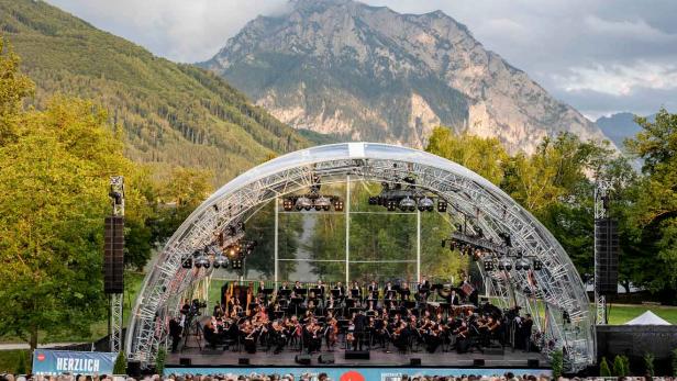 Erwin Schrott mit emotionalen Programm beim Open-Air Gmunden