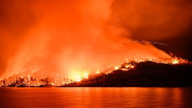 Feuer während Hitzewelle an der US-Westküste