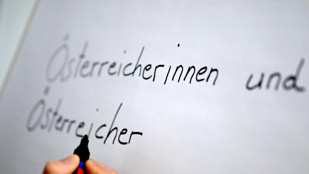 Die Österreicherinnen und Österreicher gendern wenig