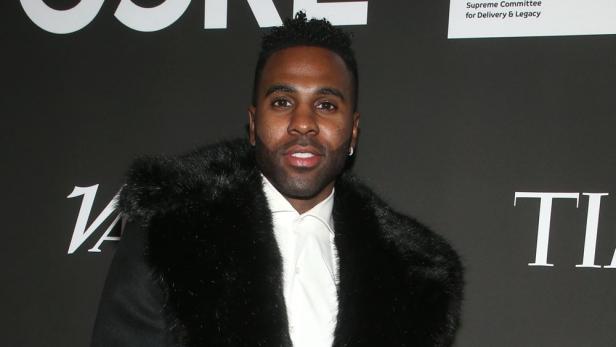 Jason Derulo wäre vor rund zehn Jahren beinahe gestorben. Der Sänger zog sich beim Trainieren einen Genickbruch zu. 